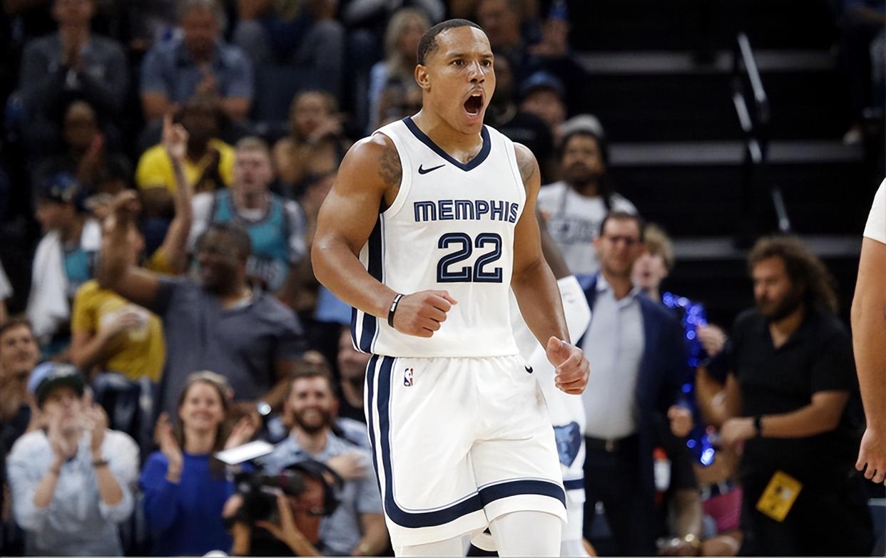 AYX- 阿扎伦卡新星持续失利表现突出，老鹰前途光明！热度持续攀升