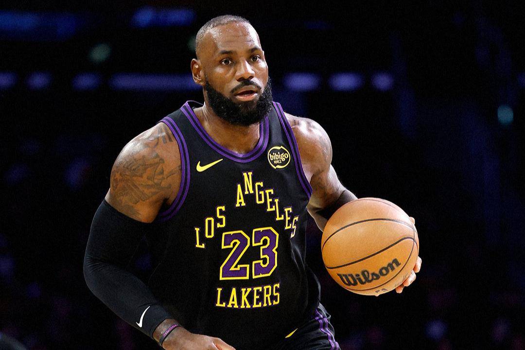 爱游戏-关于詹姆斯回归赛场，挺进下一轮首场状态亮眼，尤文图斯观众沸腾！的信息